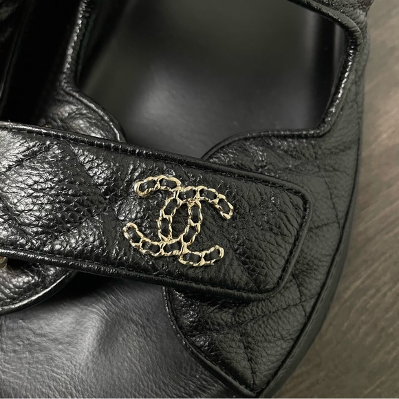 CHANEL Authentic Black Caviar Leather Dad Sandals Gold Hardware Strap Shoes - Picture 2 of 10
